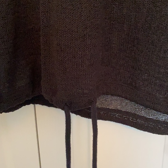 H&M Mesh Top - Picture 4 of 10